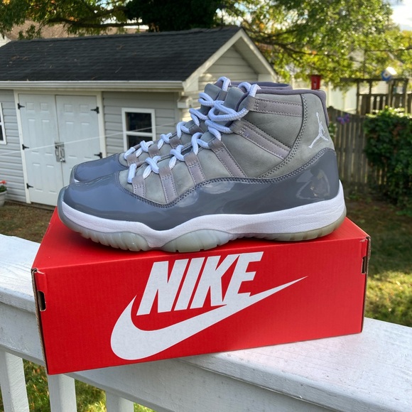 Nike Jordan 11 Cool Grey Size 9.5 mens